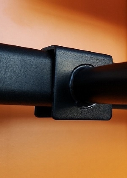 Кронштейн на овальную трубу BLACK U8502